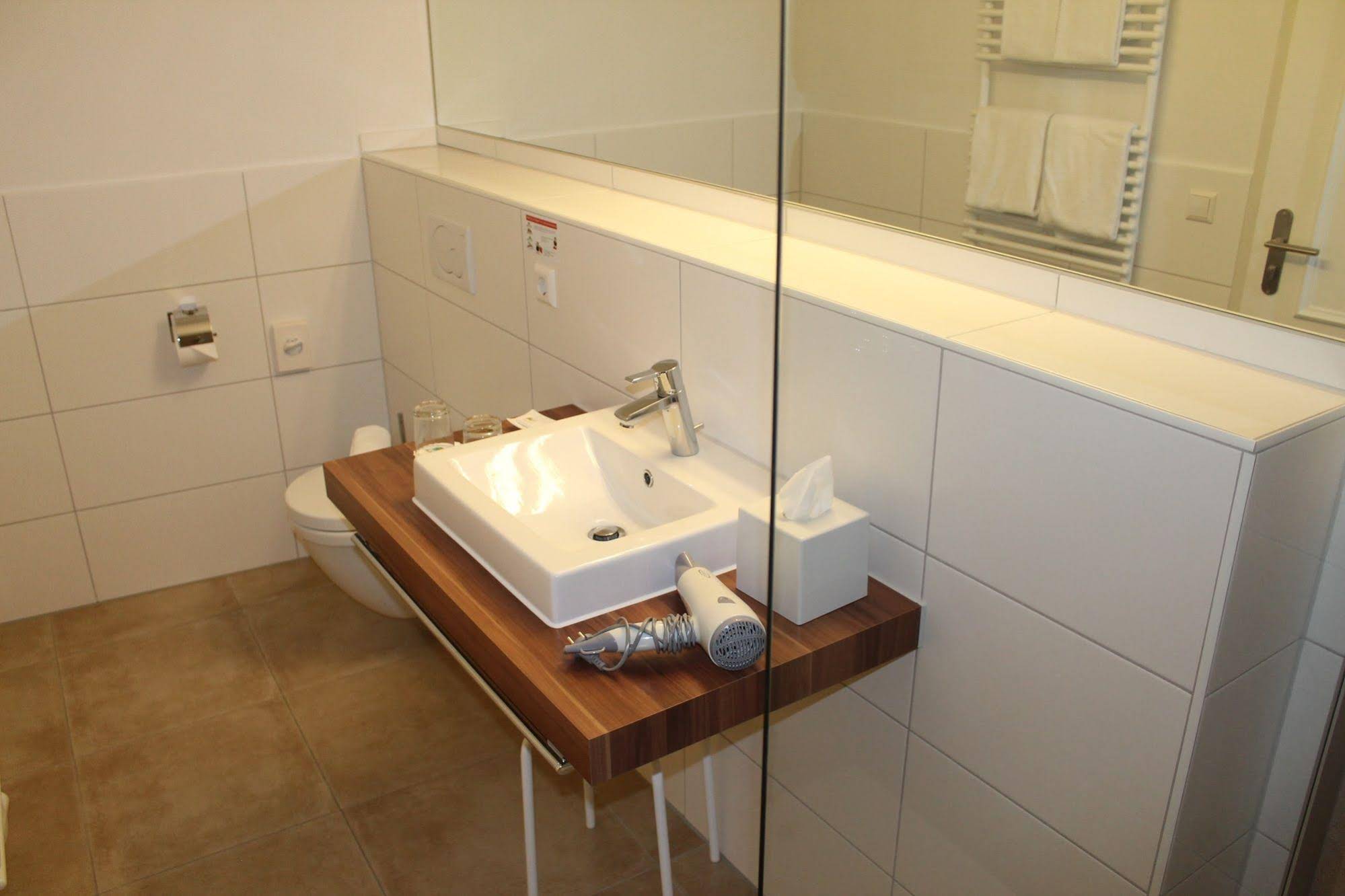 Stadt-gut Hotel Gasthof Goldener Adler