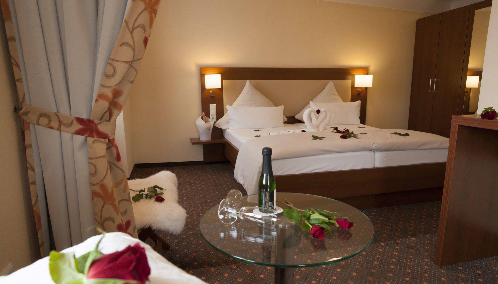 Stadt-gut Hotel Gasthof Goldener Adler