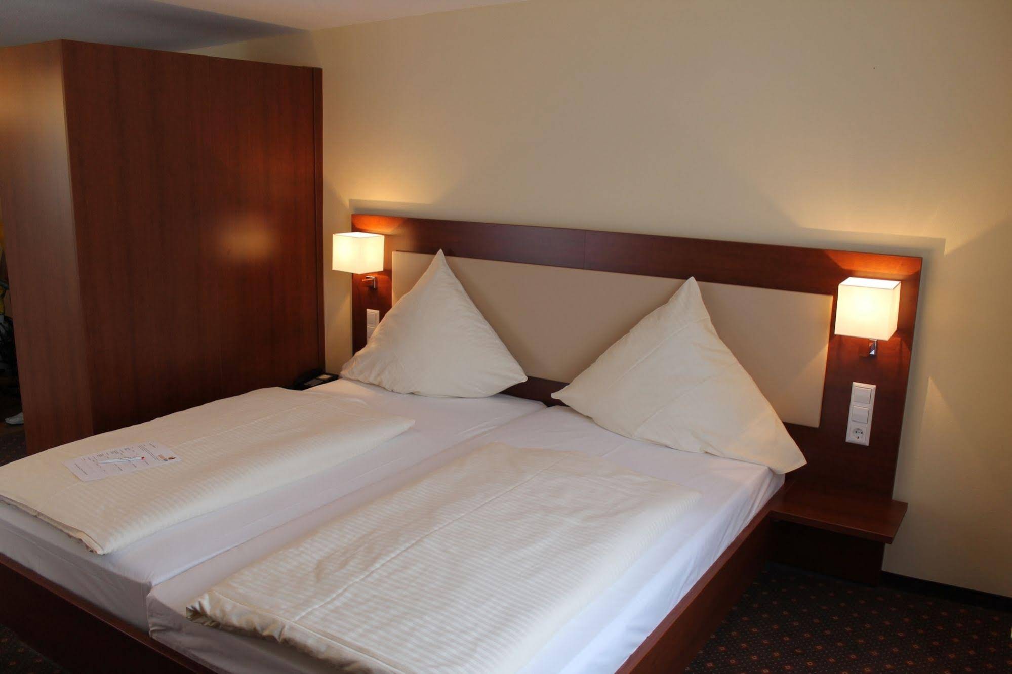 Stadt-gut Hotel Gasthof Goldener Adler