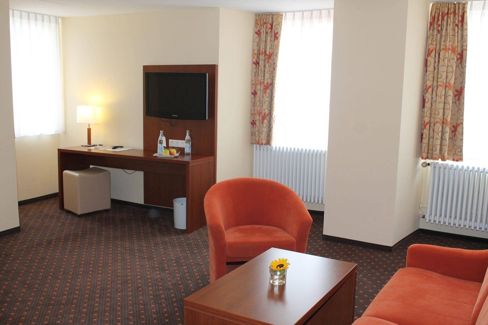 Stadt-gut Hotel Gasthof Goldener Adler