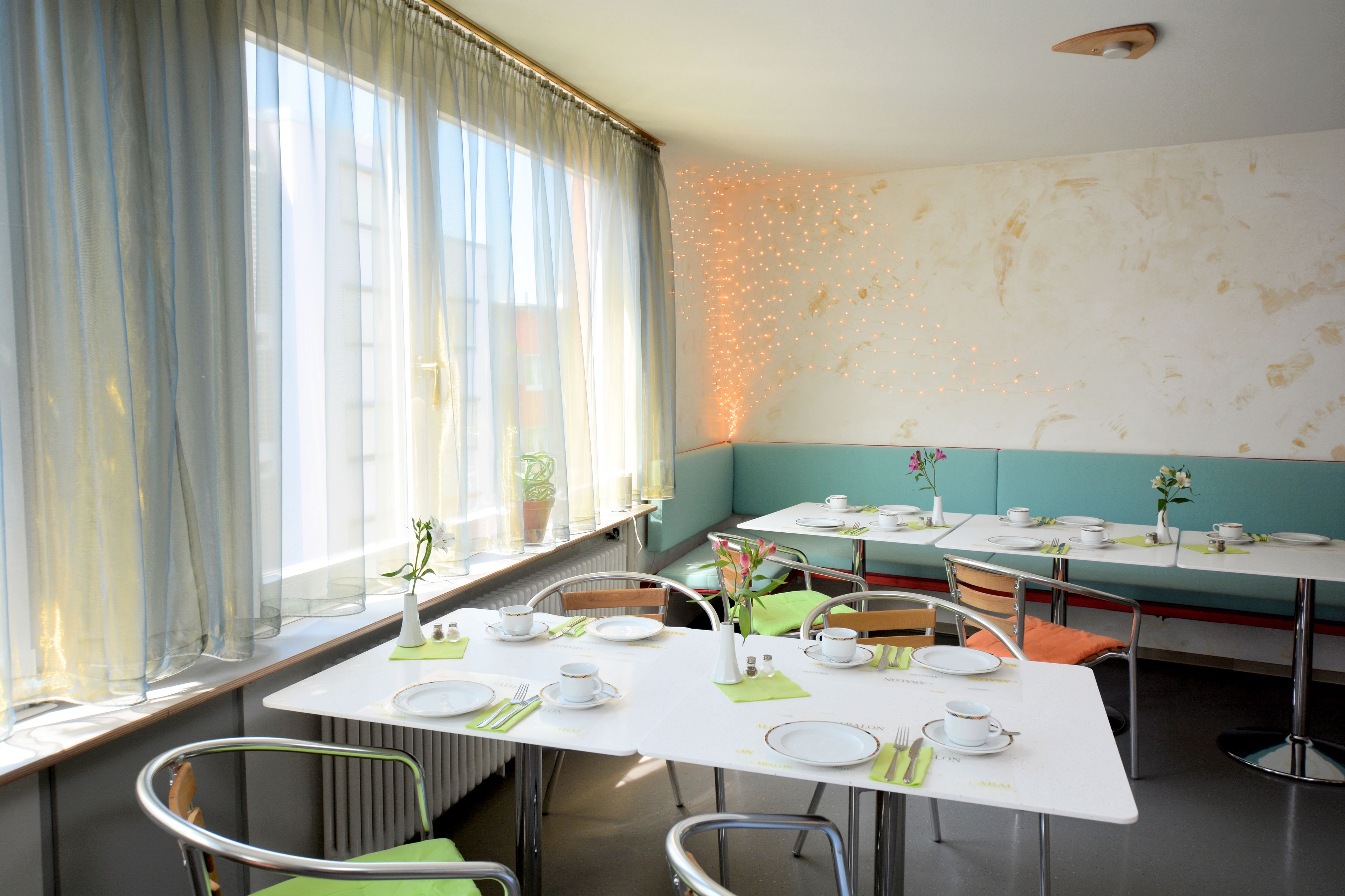 Abalon Hotel Ideal