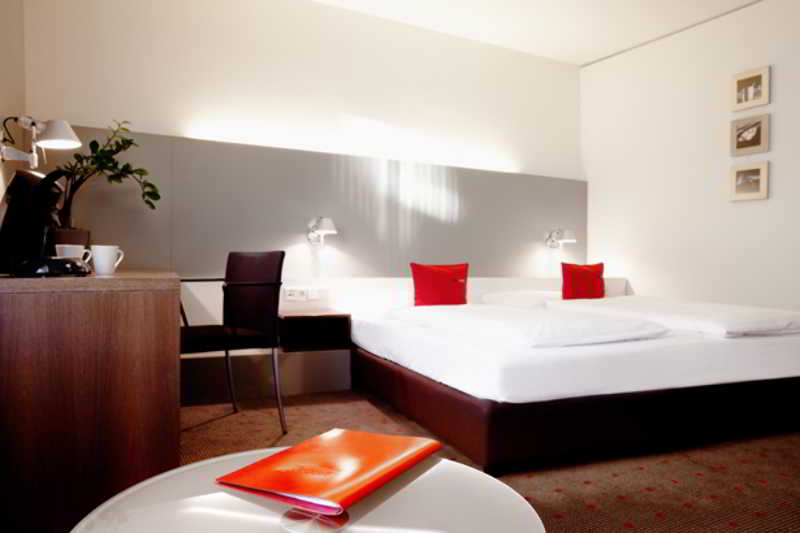 Vienna House Easy by Wyndham Stuttgart