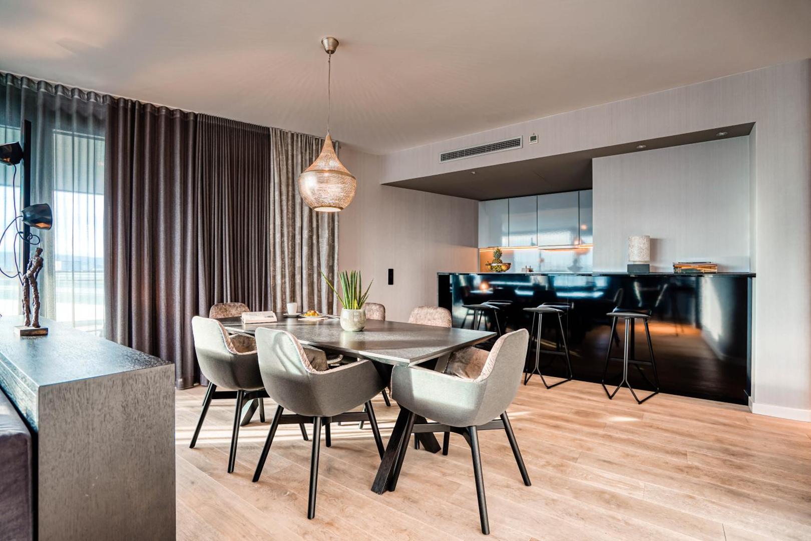 CLOUD N°7 APARTMENTS