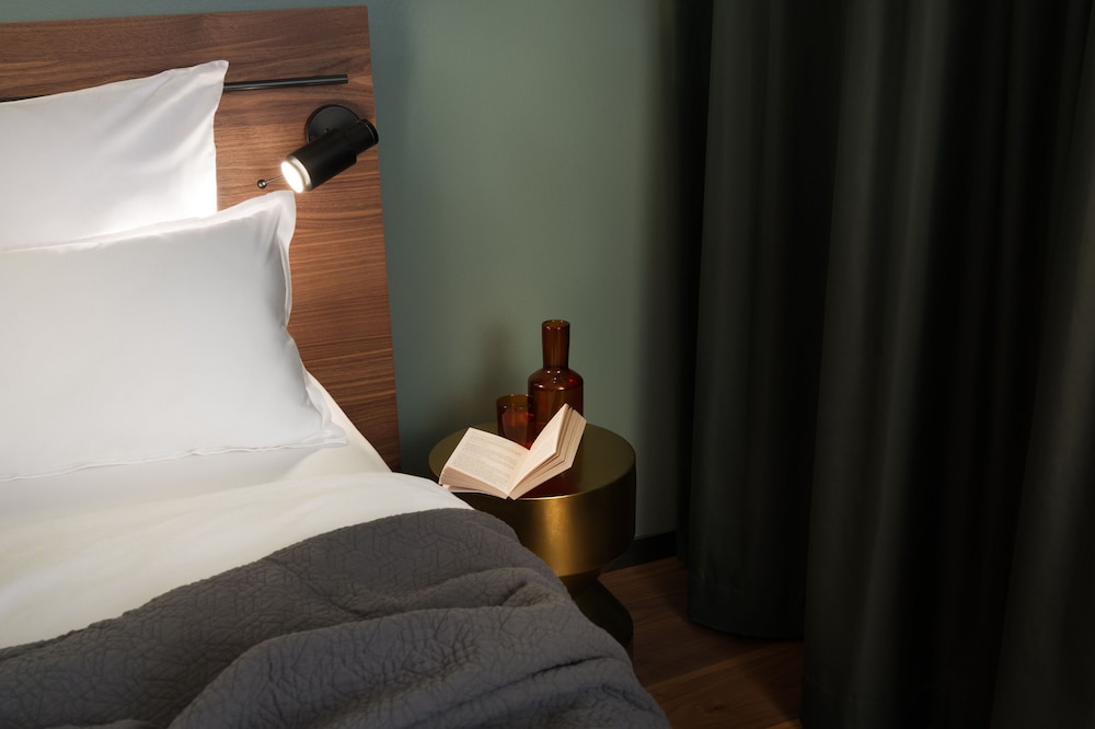 Emilu Hotel