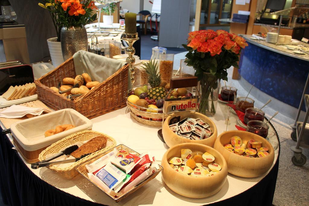 ACHAT Hotel Stuttgart Flughafen / Messe