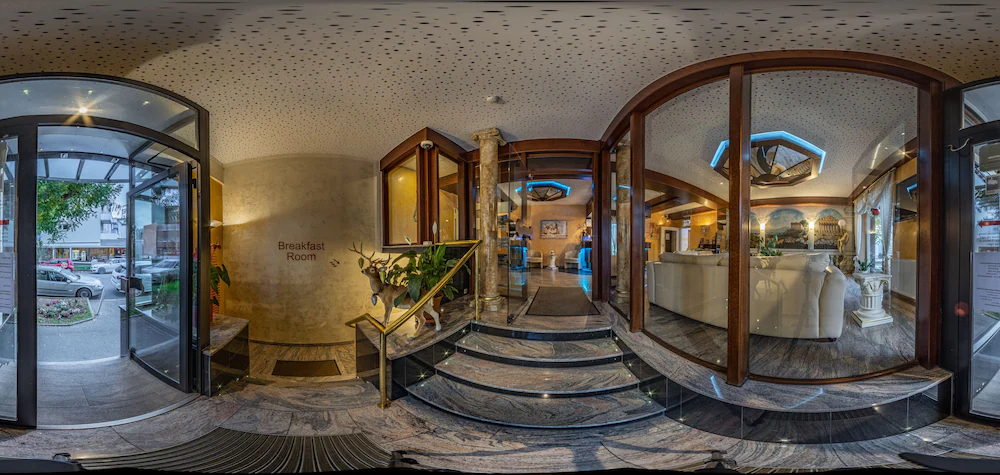 Hotel Astro