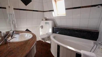 Hotel Astro