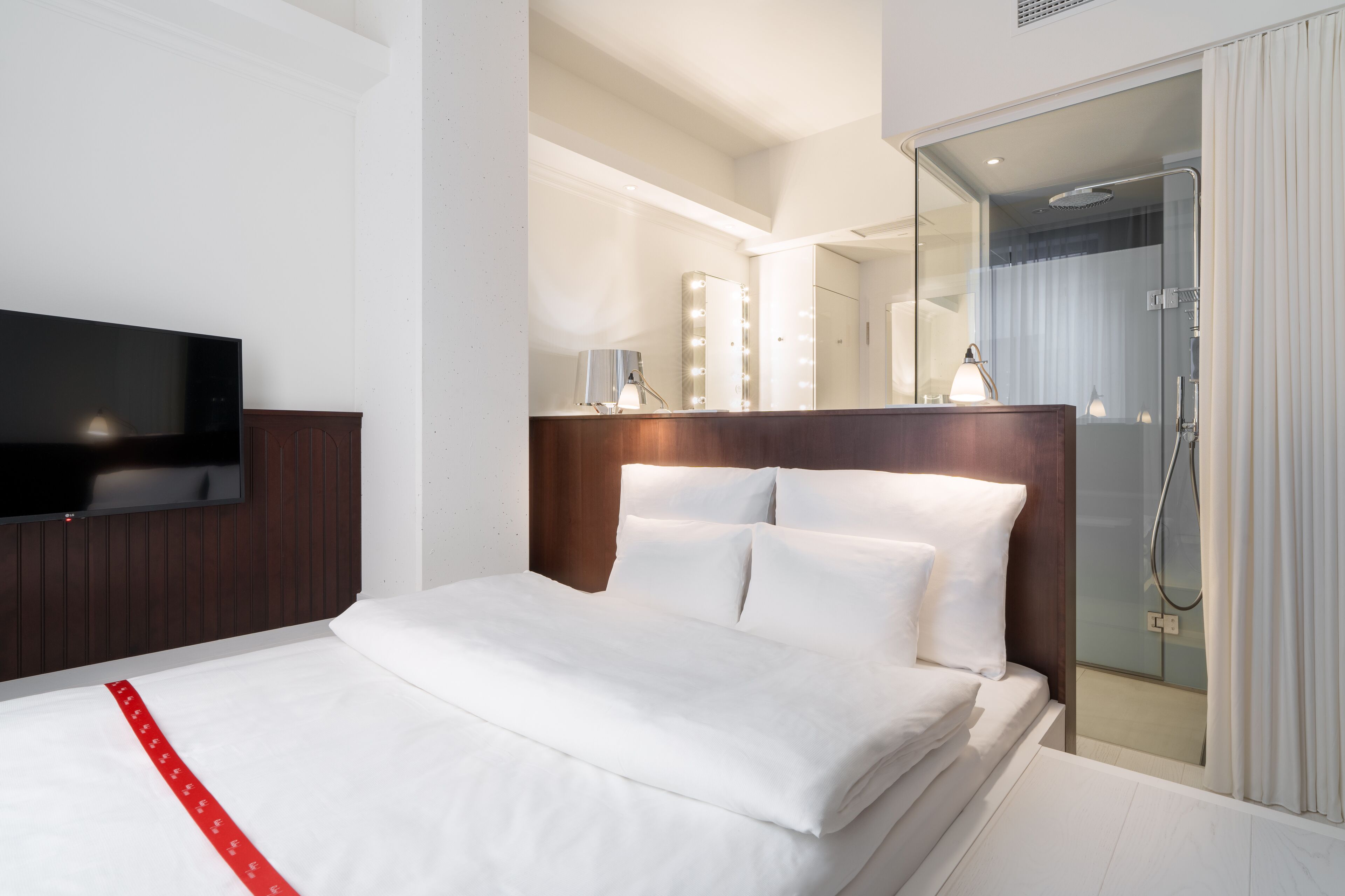 Ruby Hanna Hotel