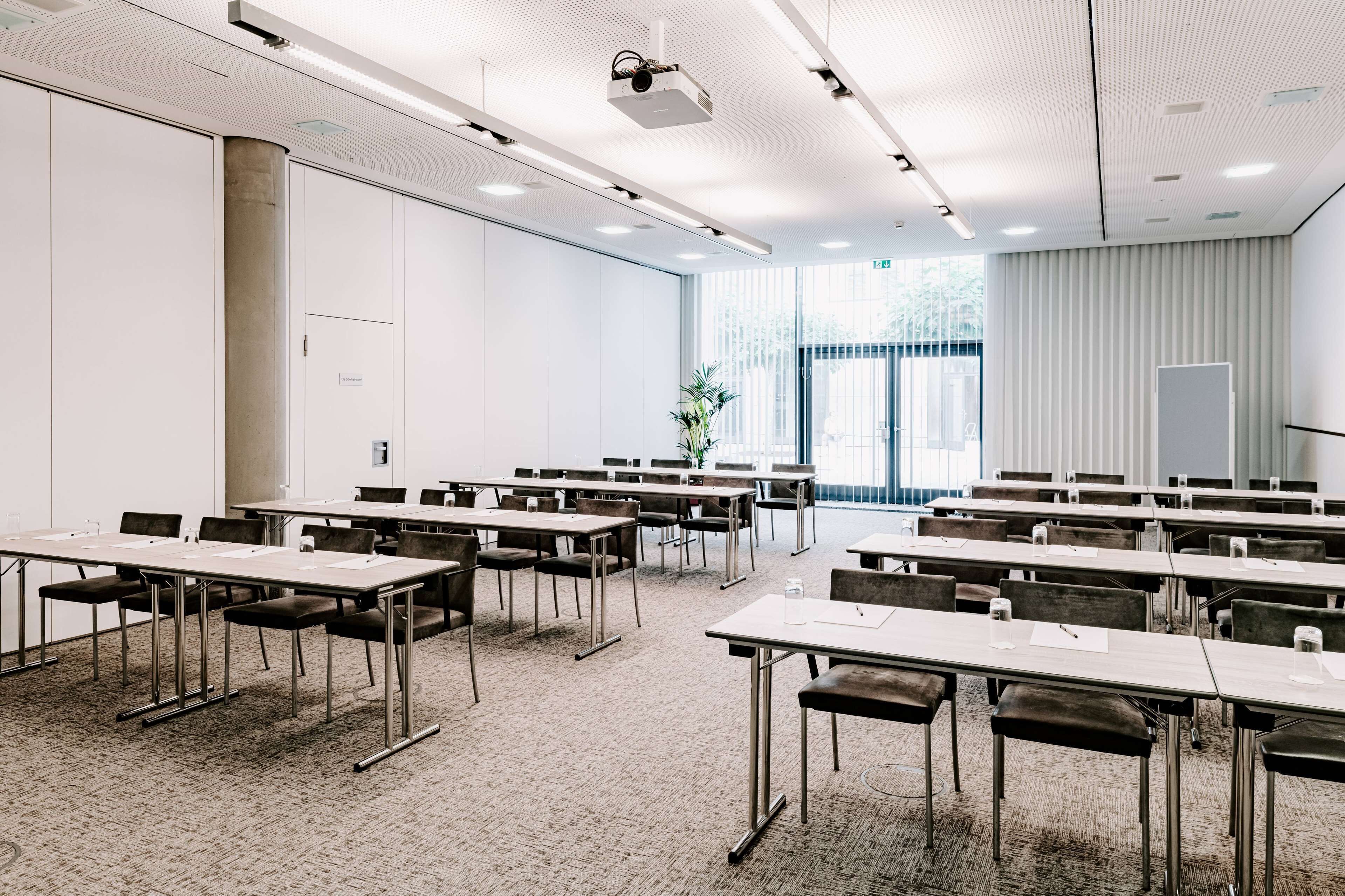 Vienna House Easy by Wyndham Stuttgart