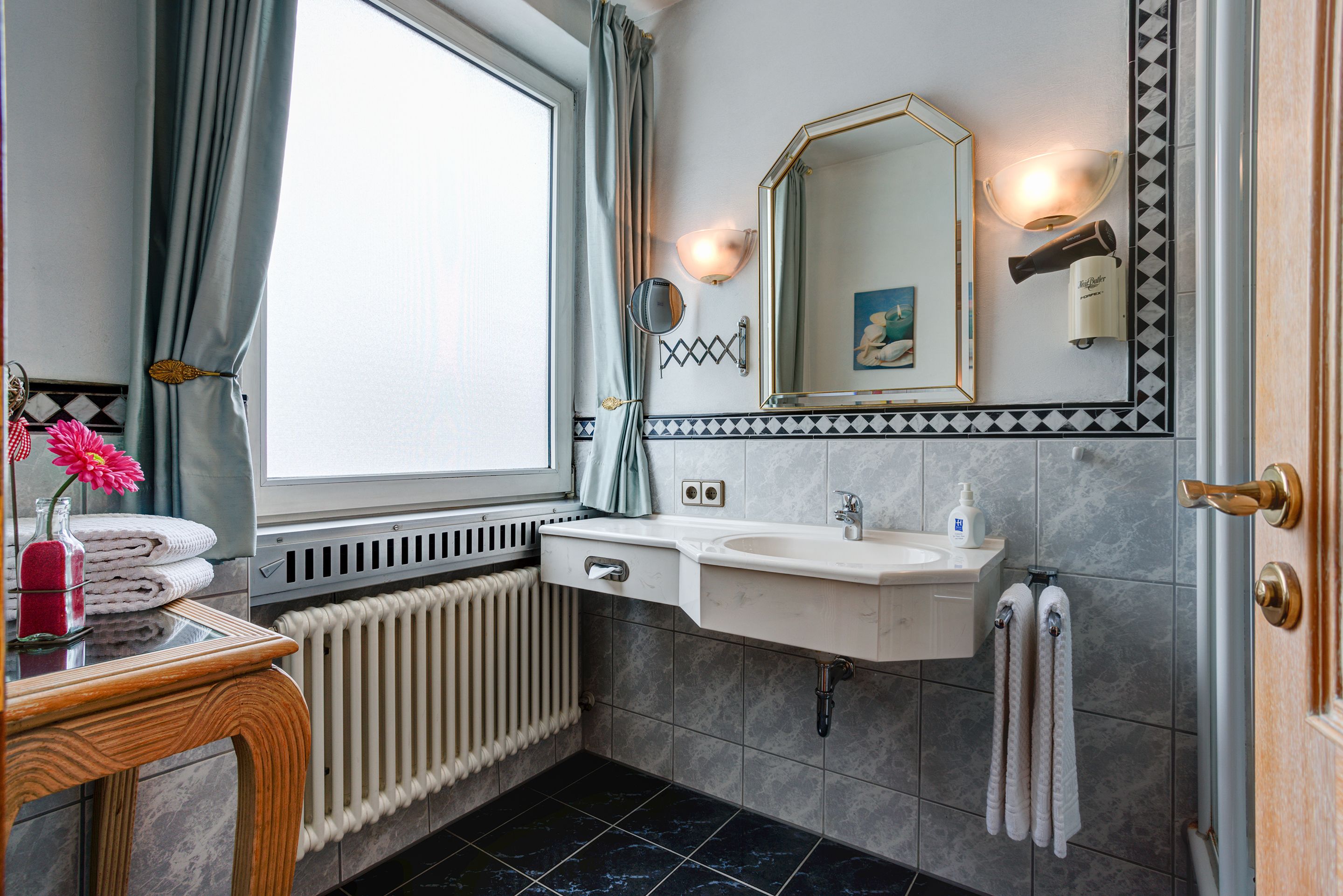 Centro Hotel Stern, Trademark Collection by Wyndham