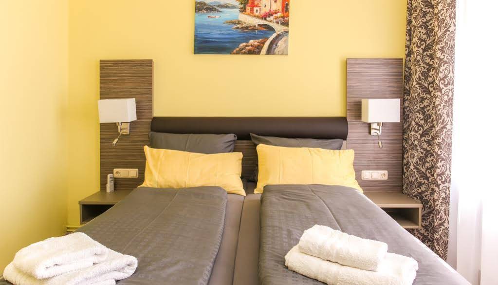 Eshramo Restaurant & Pension