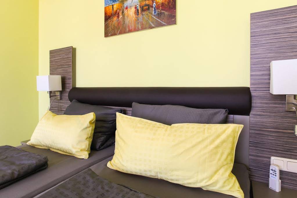 Eshramo Restaurant & Pension