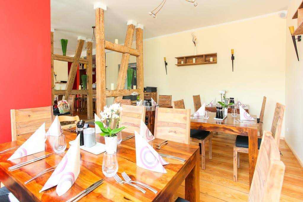 Eshramo Restaurant & Pension