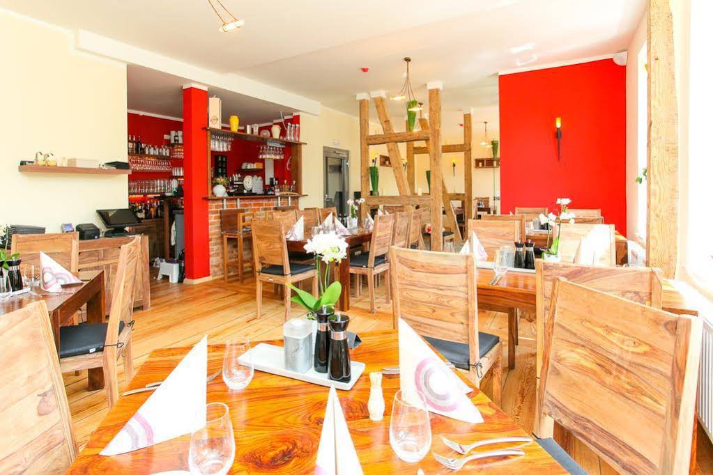Eshramo Restaurant & Pension