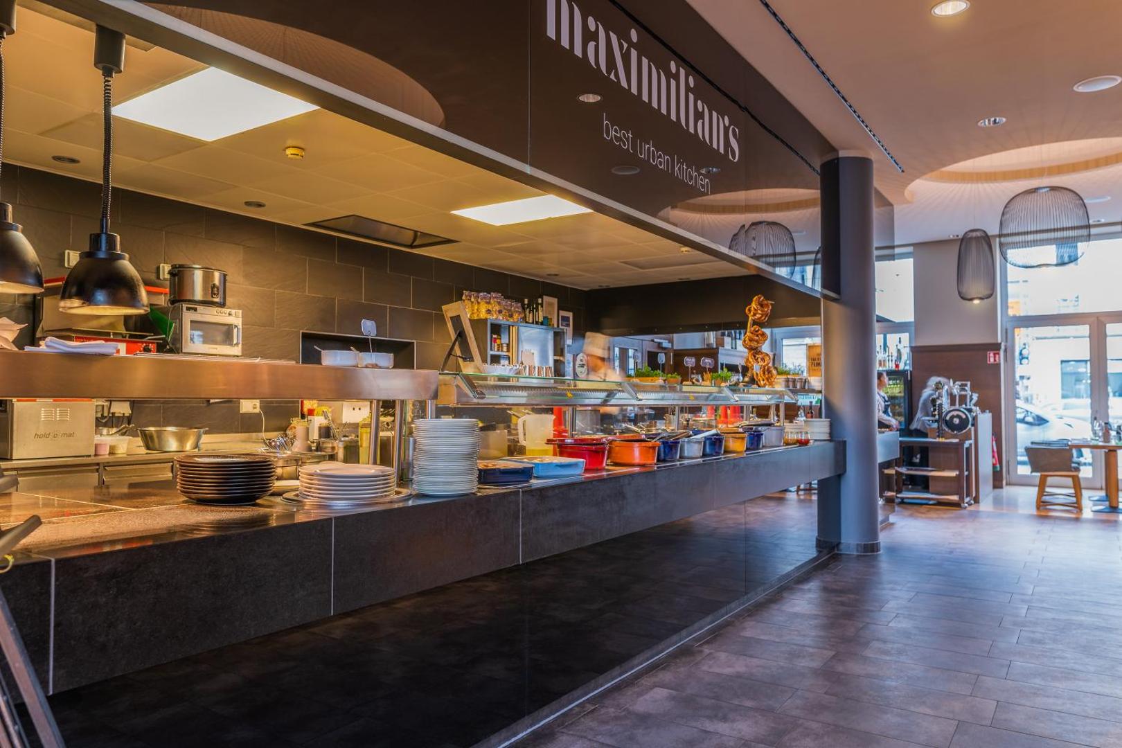 Hotel Maximilian’s