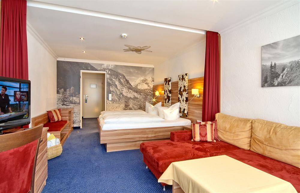 Alm- & Wellnesshotel Alpenhof