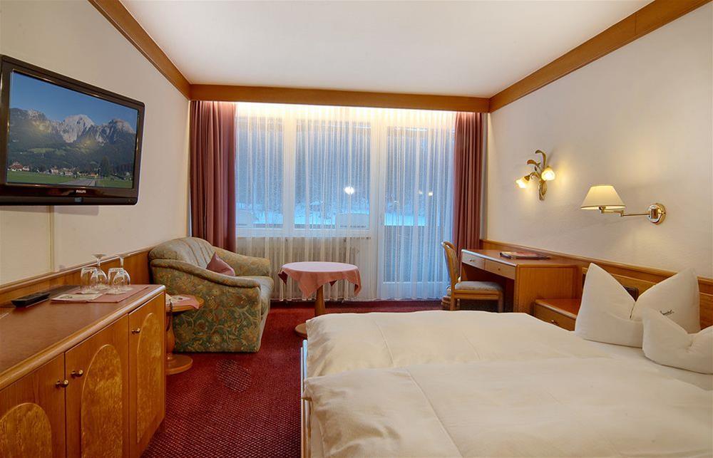 Alm- & Wellnesshotel Alpenhof