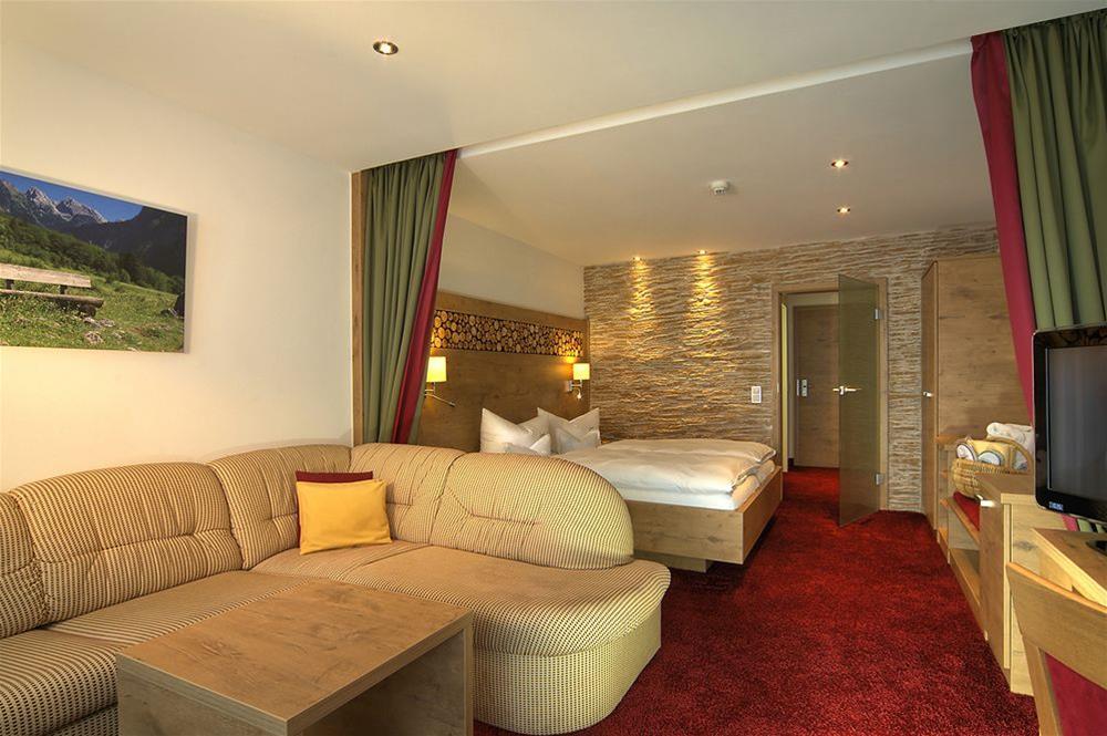 Alm- & Wellnesshotel Alpenhof