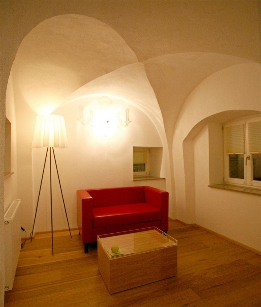 Hezelhof Hotel