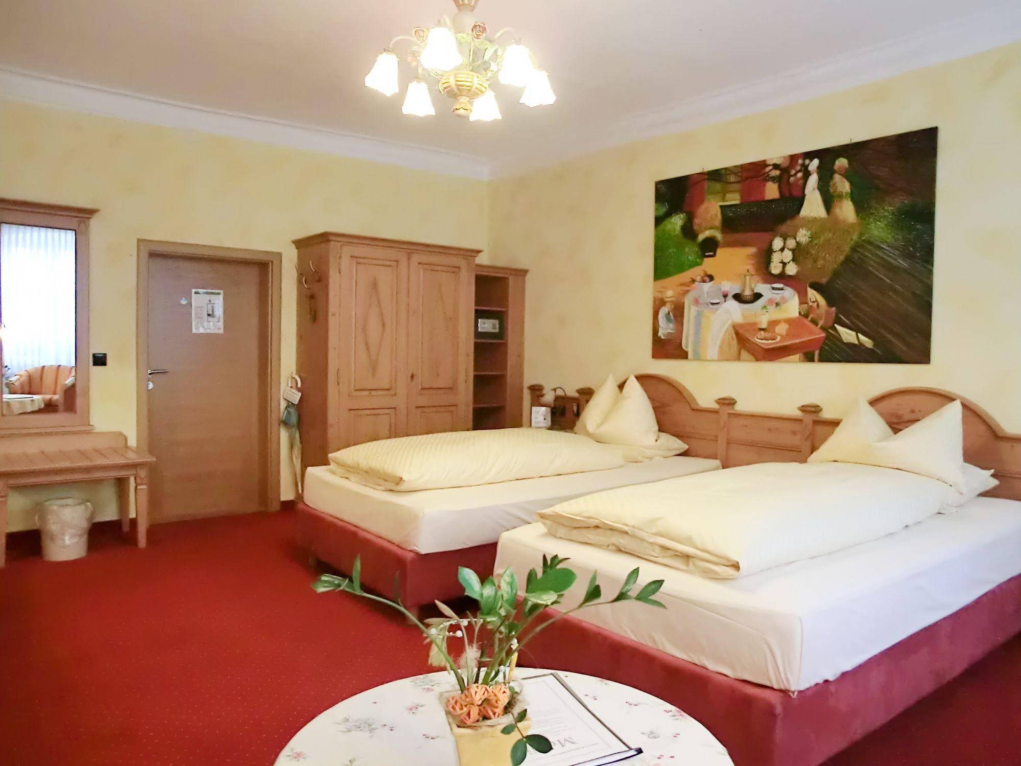 Hotel Goldene Rose