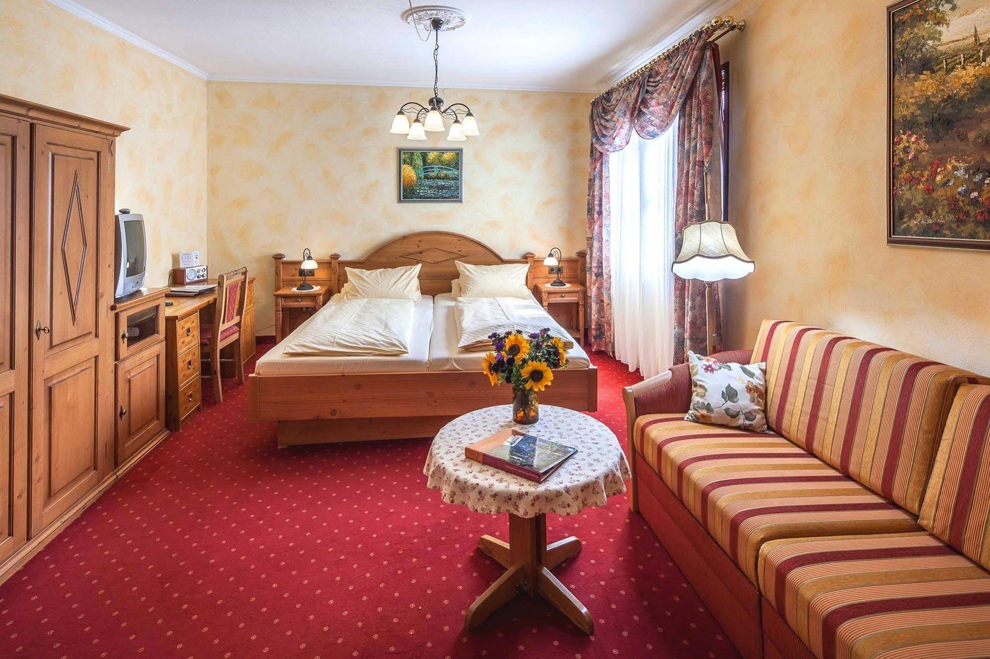 Hotel Goldene Rose