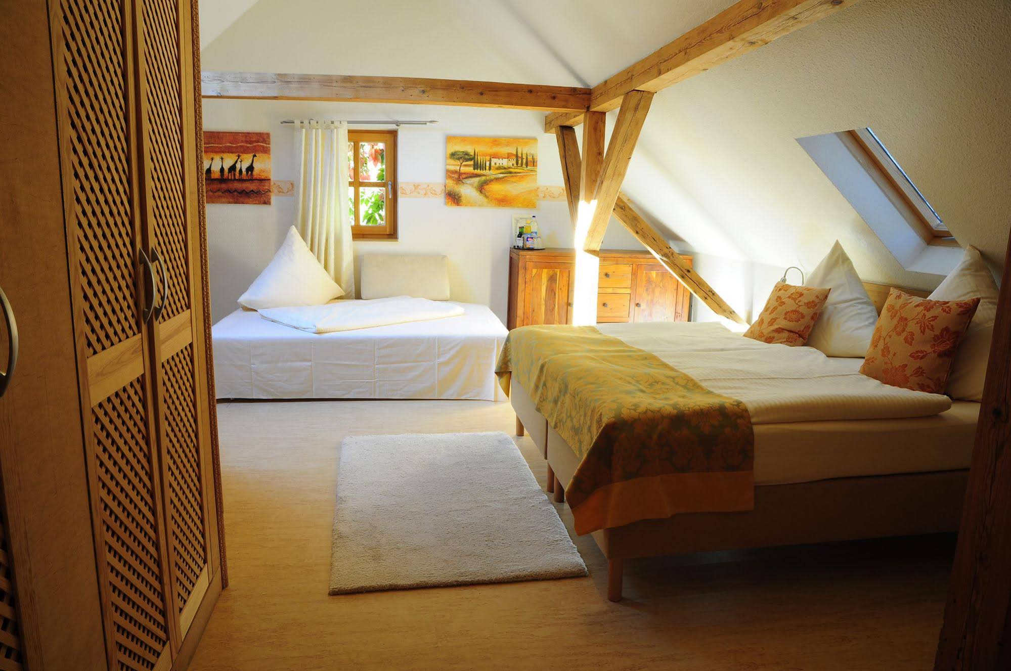 Schlossresidenz Heitzenhofen