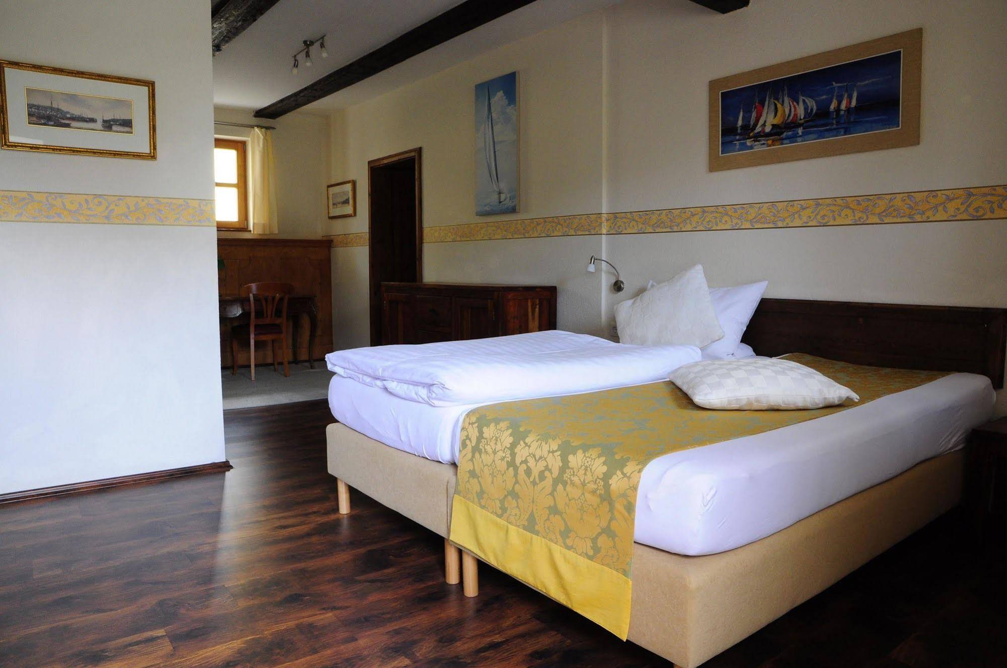 Schlossresidenz Heitzenhofen