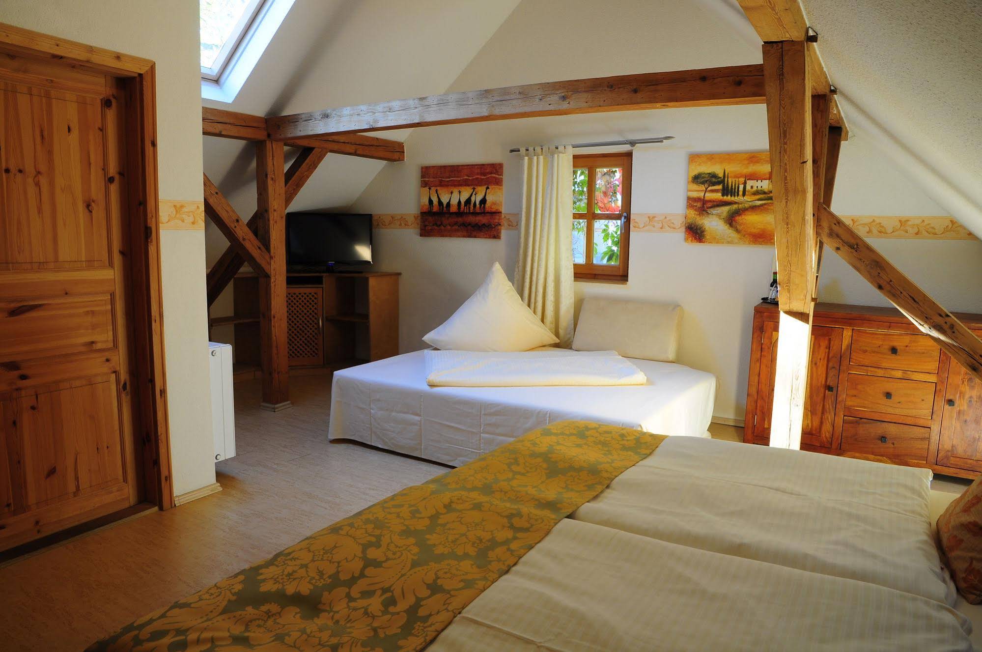 Schlossresidenz Heitzenhofen