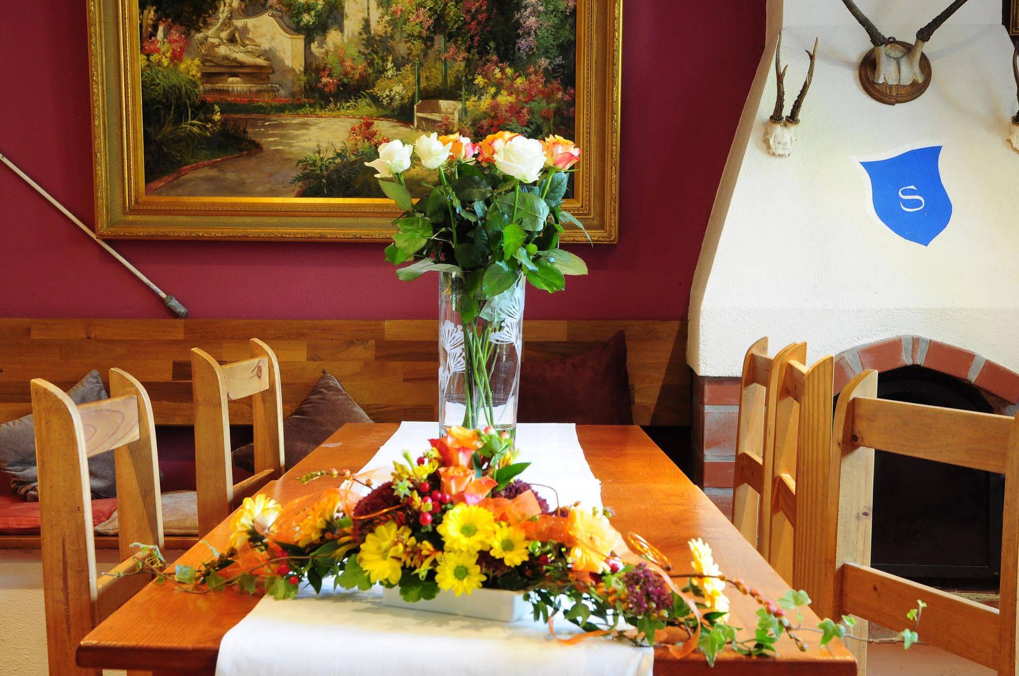 Schlossresidenz Heitzenhofen