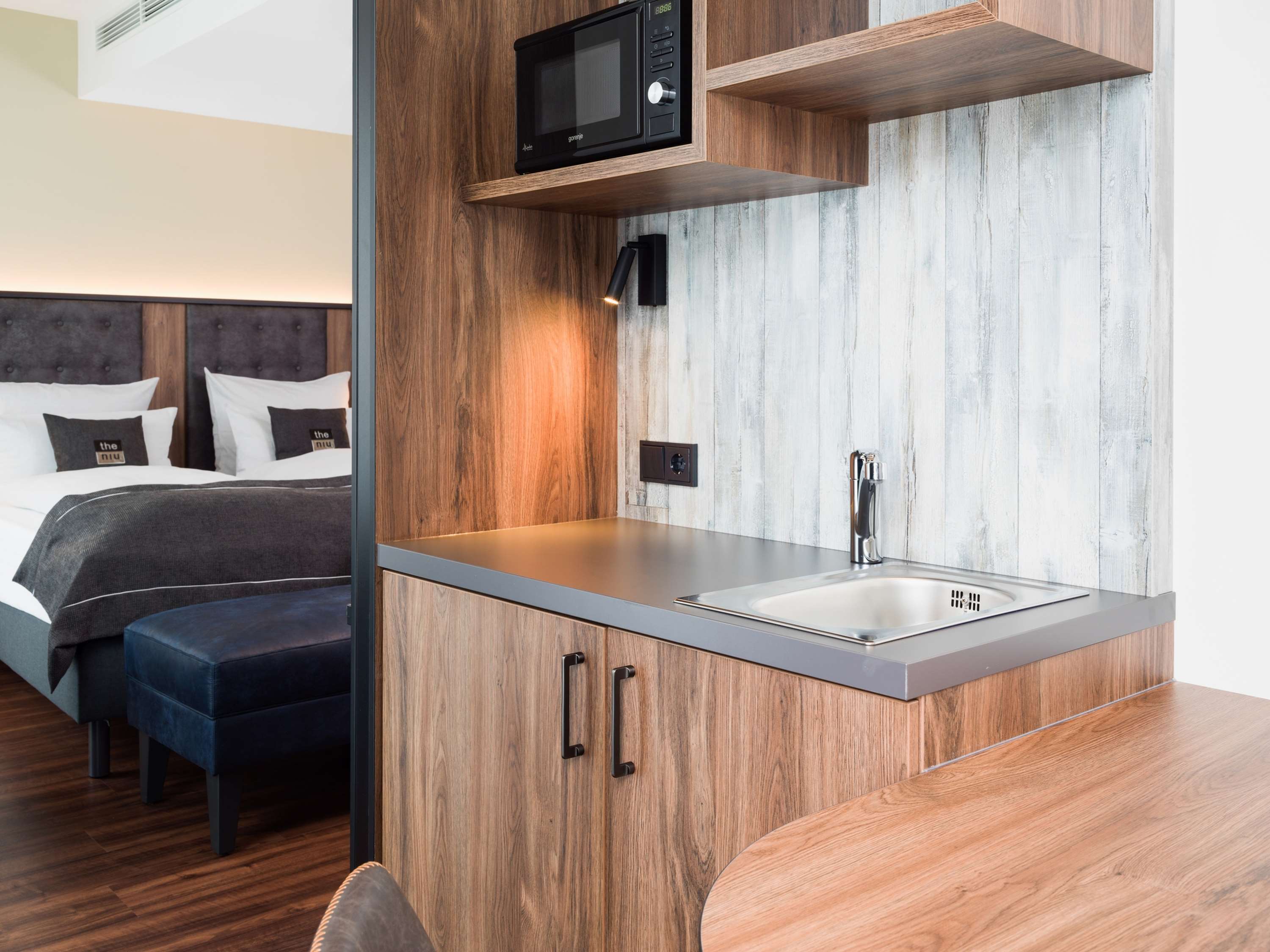 Holiday Inn - the niu, Saddle Fürth