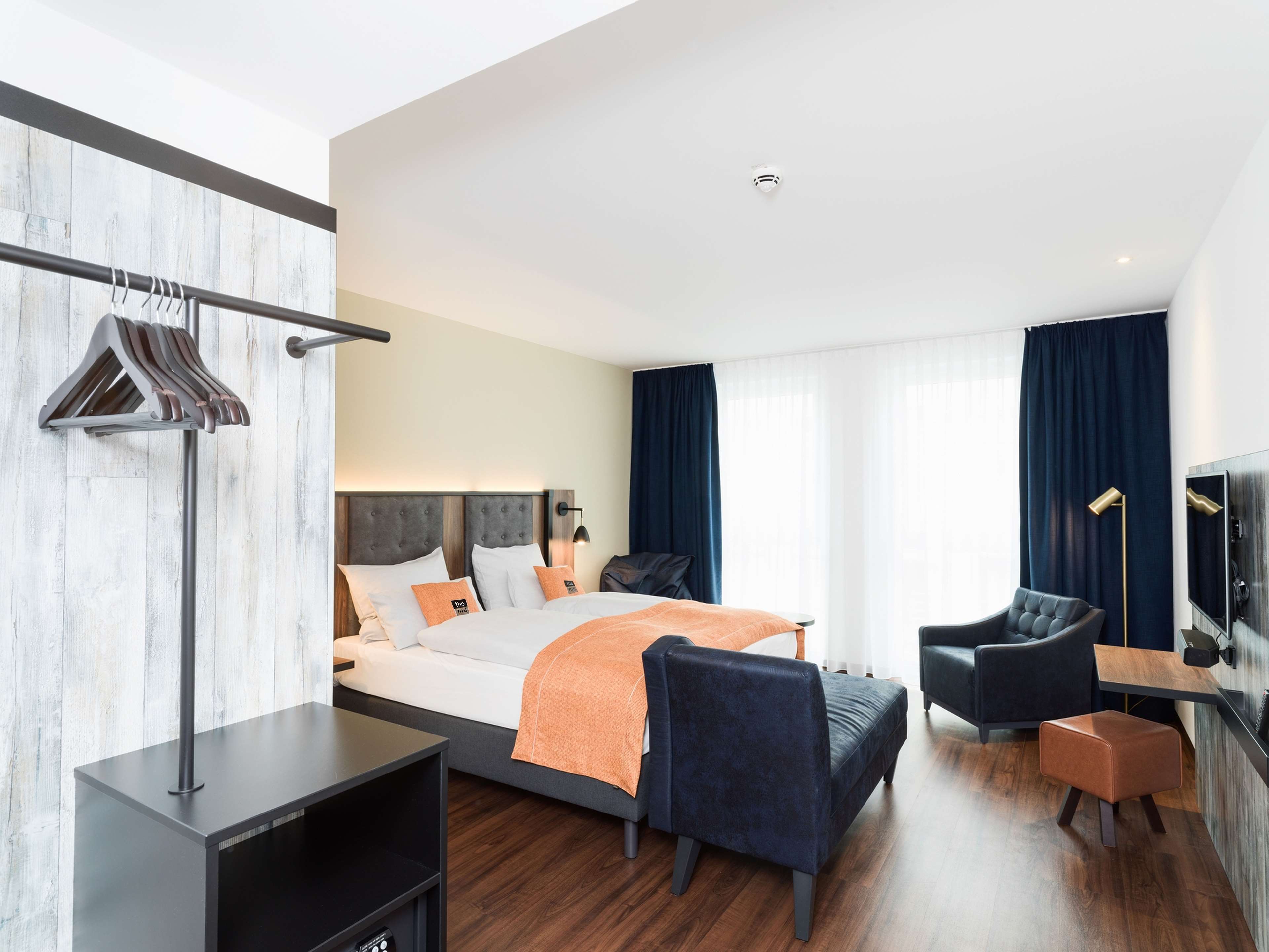 Holiday Inn - the niu, Saddle Fürth