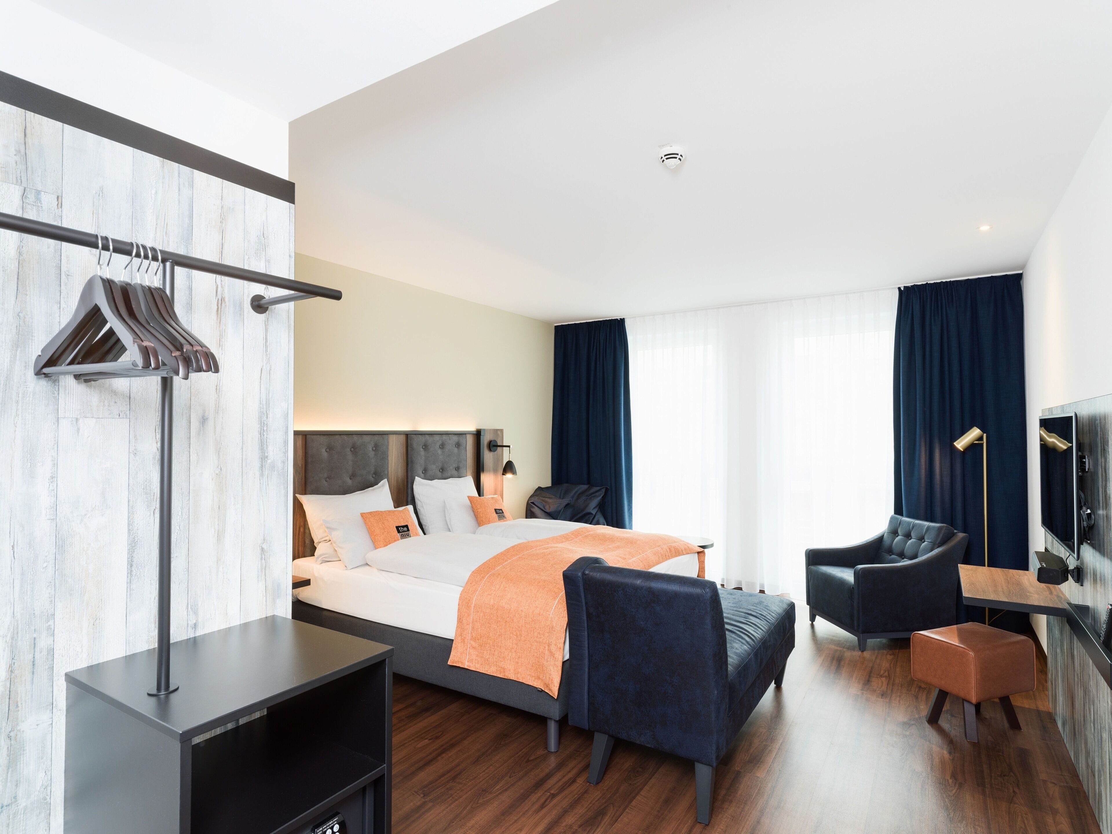 Holiday Inn - the niu, Saddle Fürth