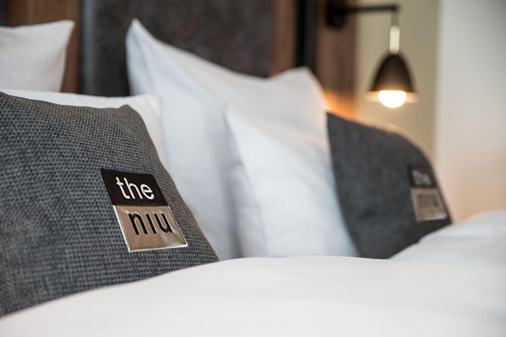 Holiday Inn - the niu, Saddle Fürth