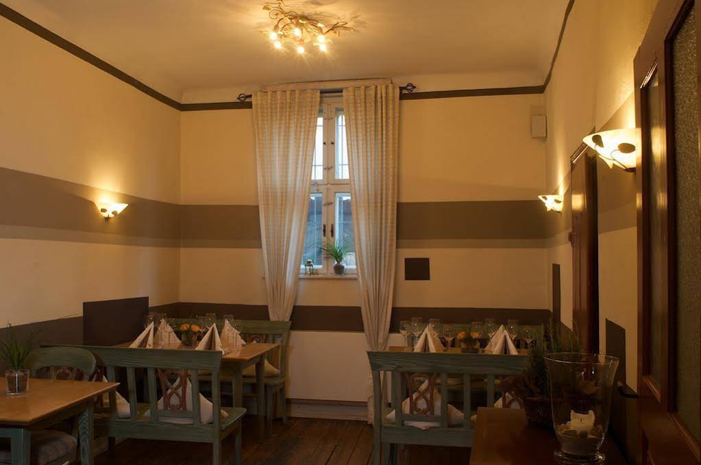 Hotel & Weinstube am Markt