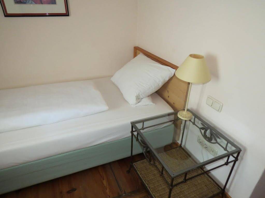 Hotel & Weinstube am Markt