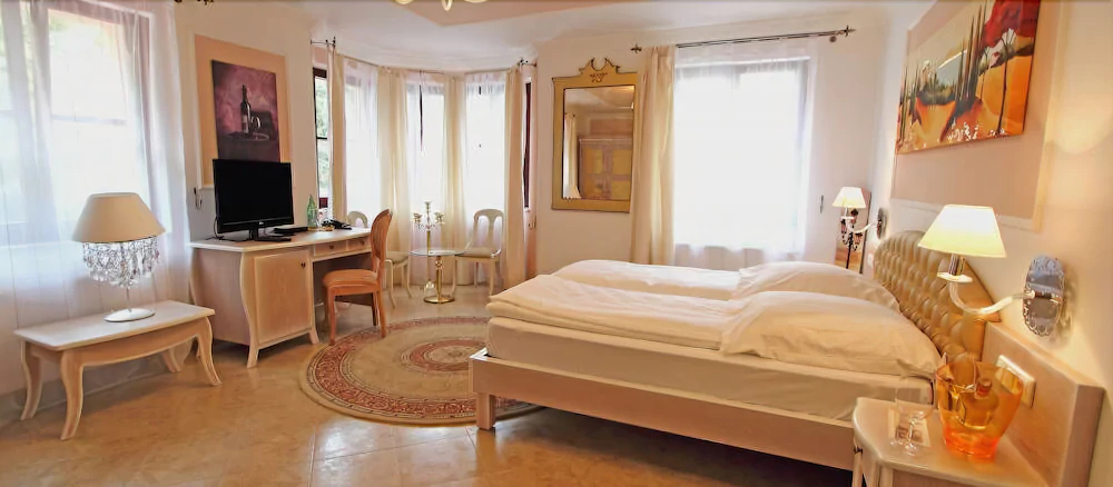 Hotel Villa Toscana