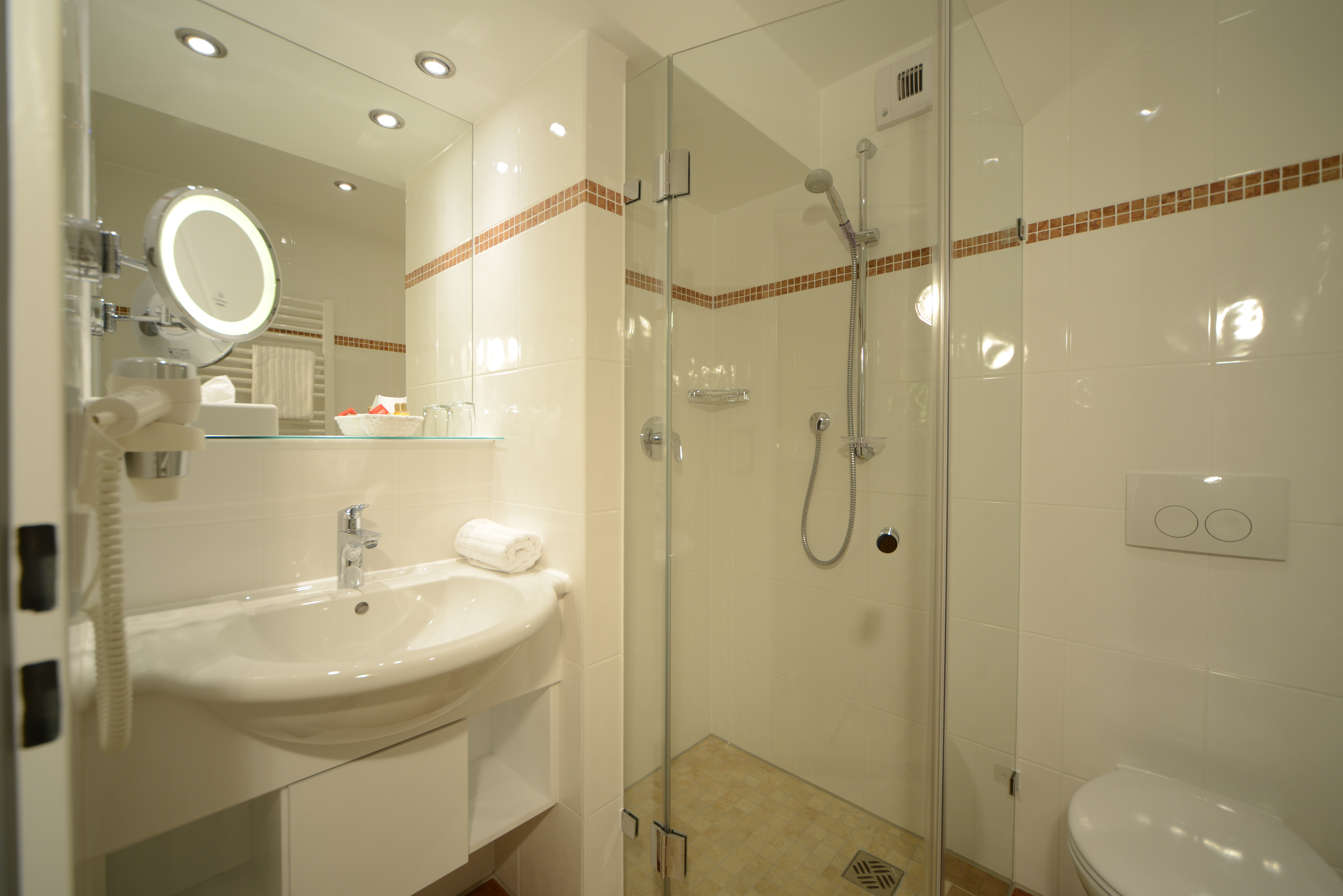 Hotel am Badersee