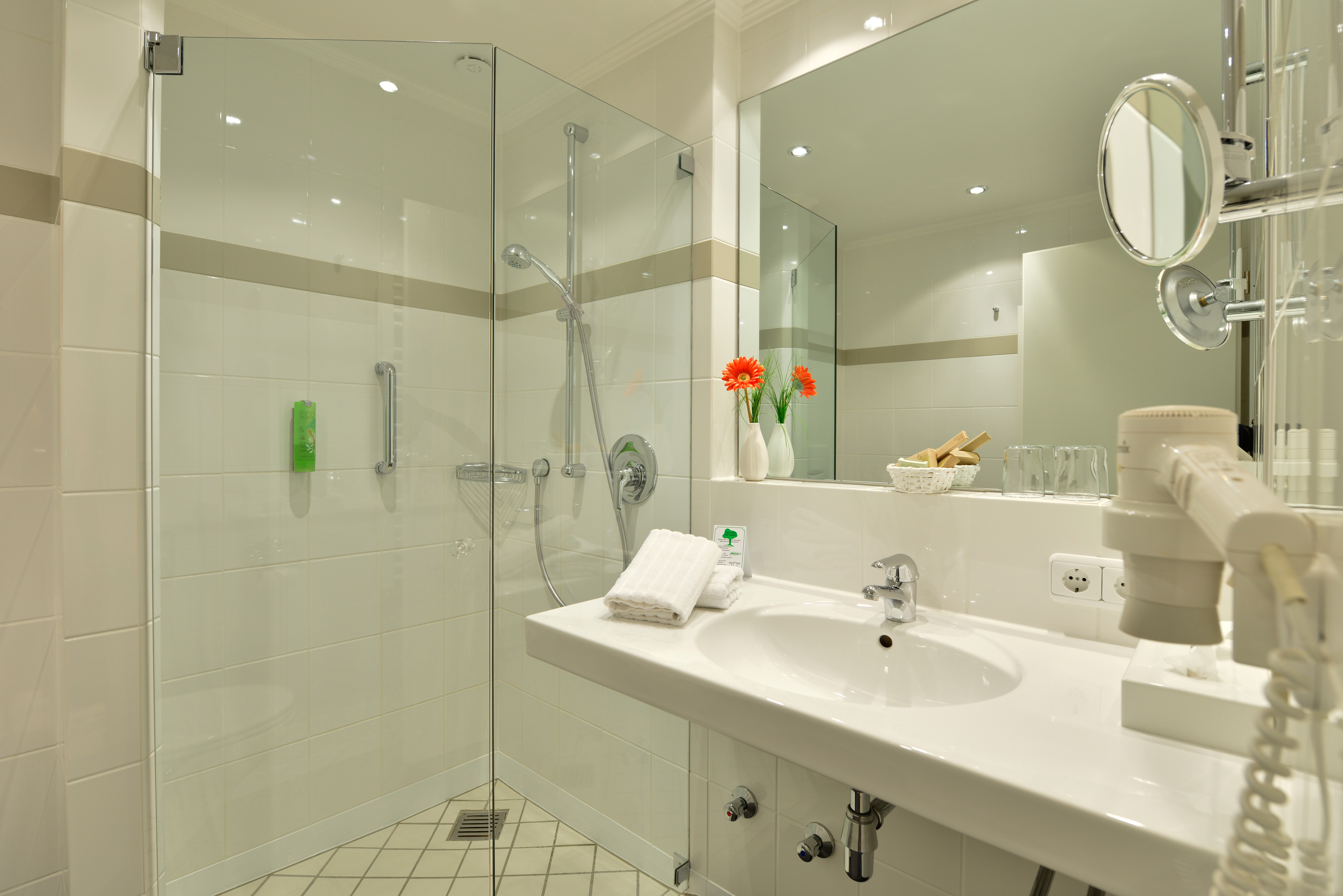 Hotel am Badersee