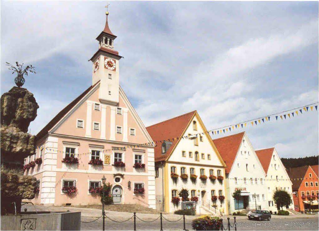 Hotel-Landgasthof Schuster