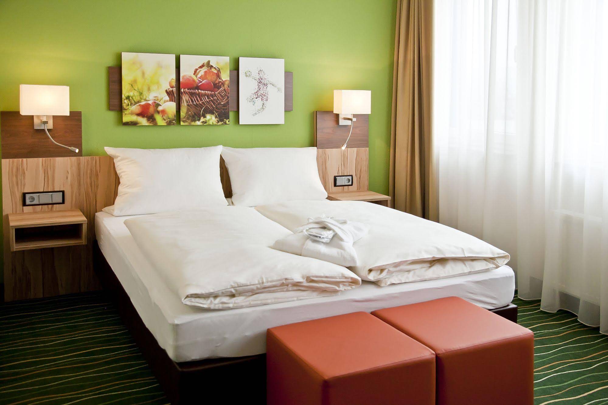 Business-Sporthotel Großwallstadt