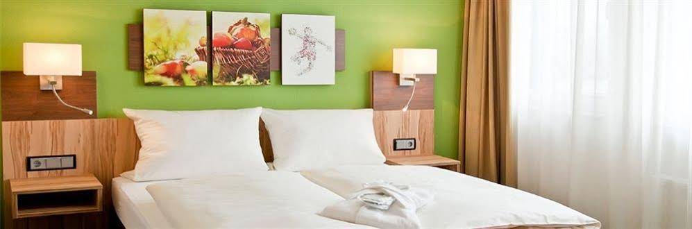 Business-Sporthotel Großwallstadt