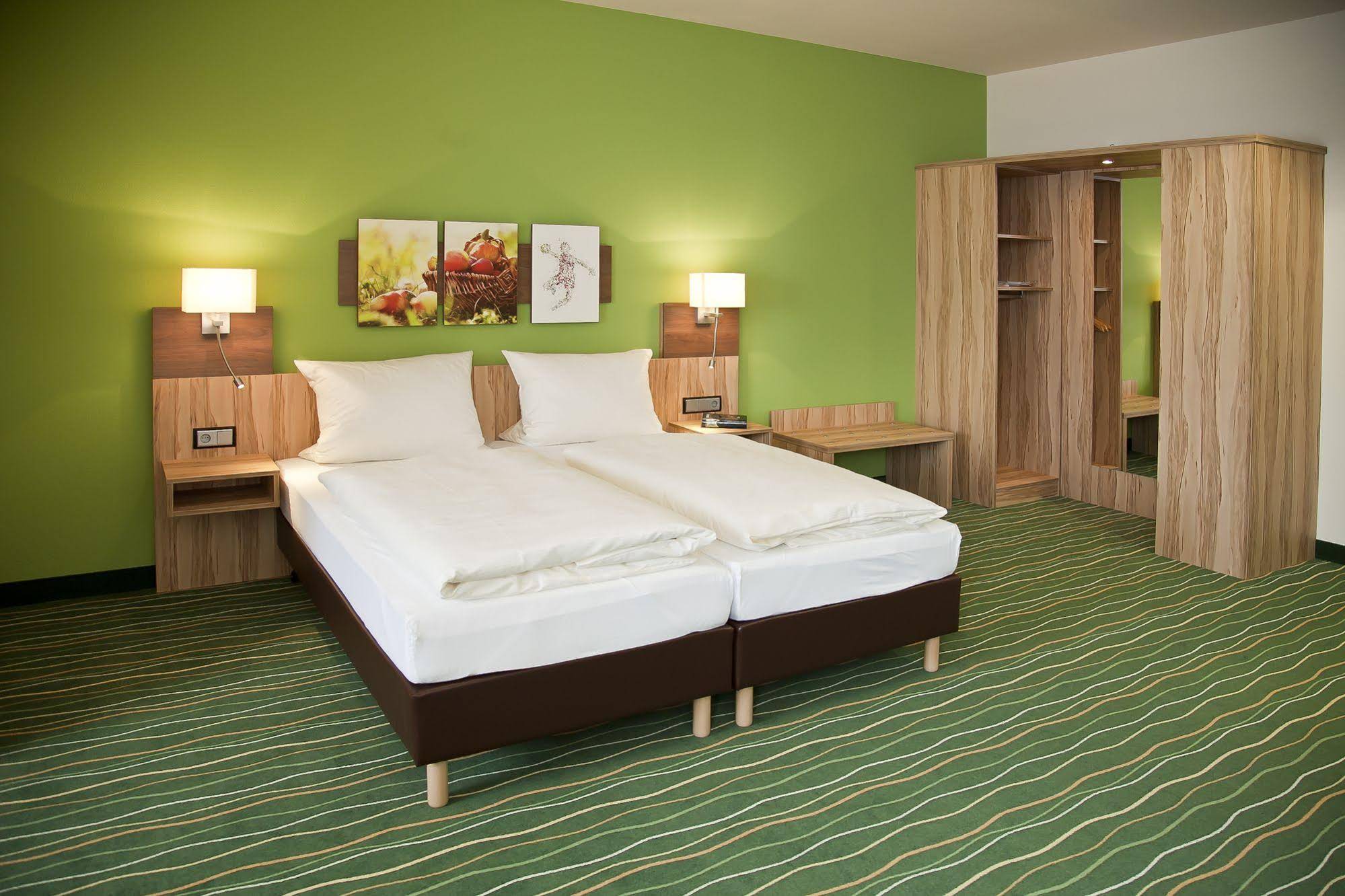 Business-Sporthotel Großwallstadt