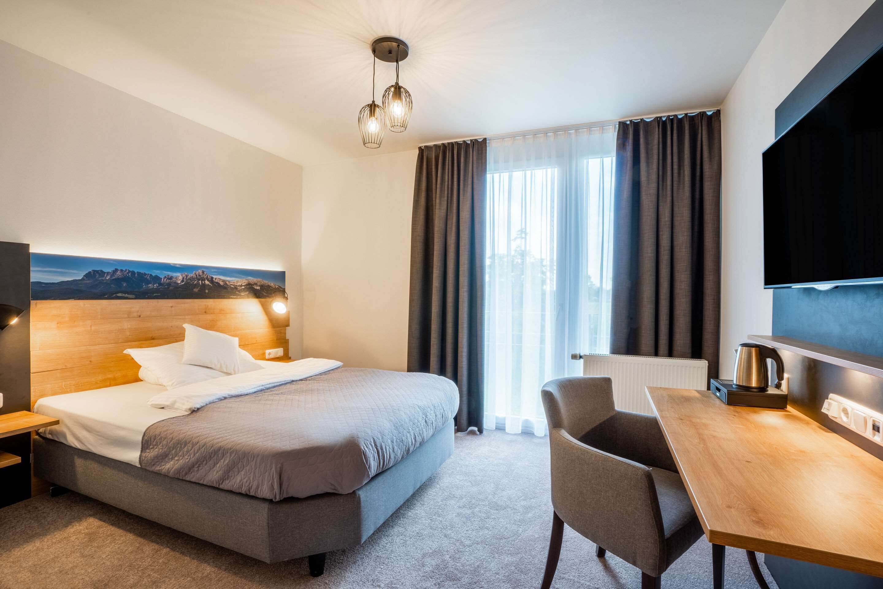 [M]eat & Stay Hotel