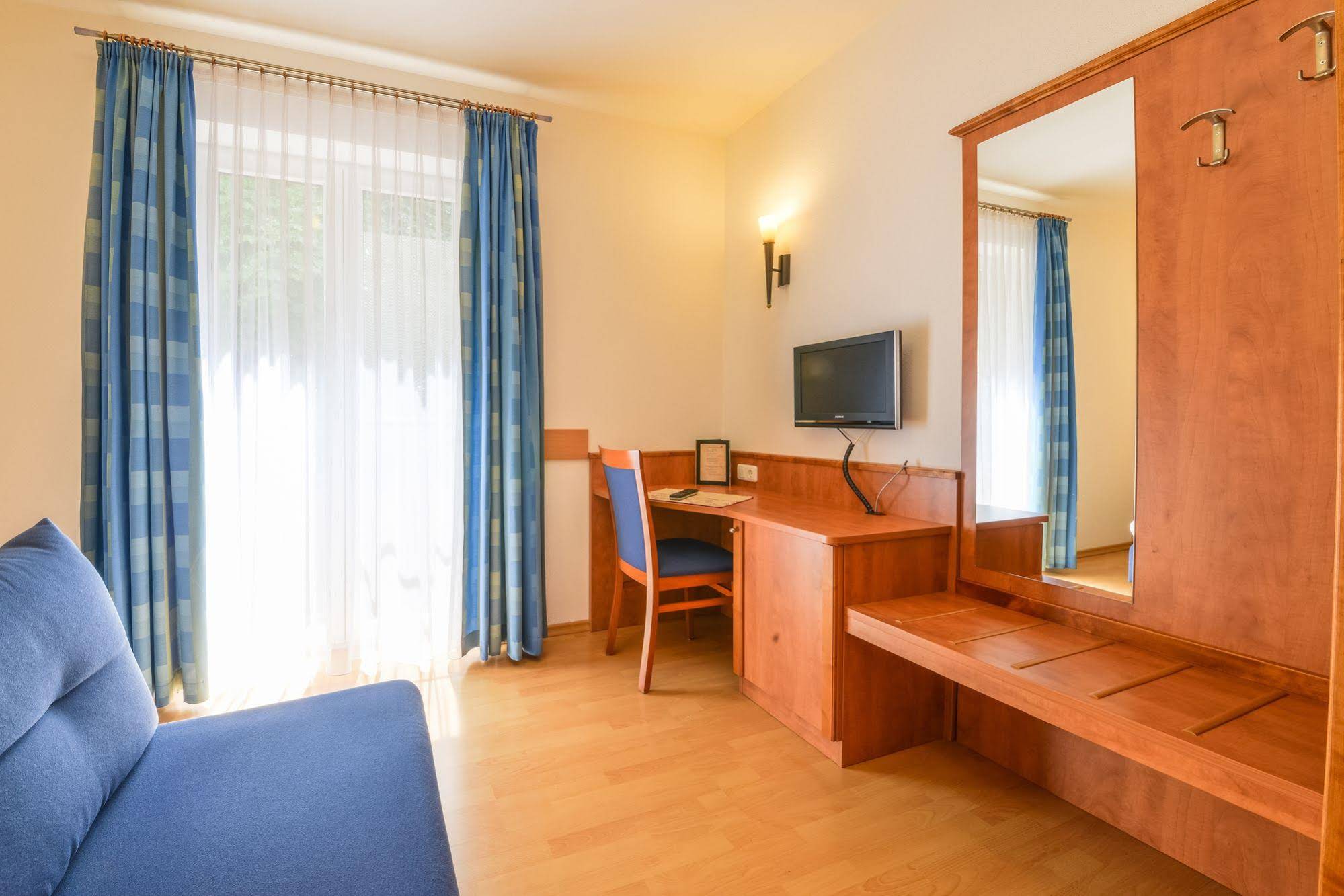 Hotel – Restaurant – Café Waldhof