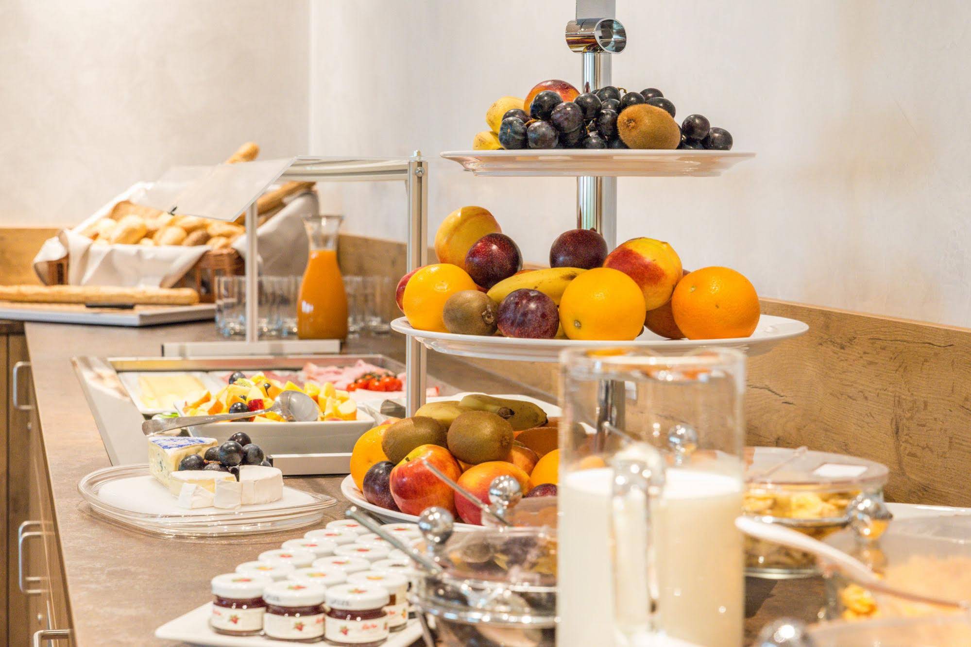 Ammi Hotel Garni