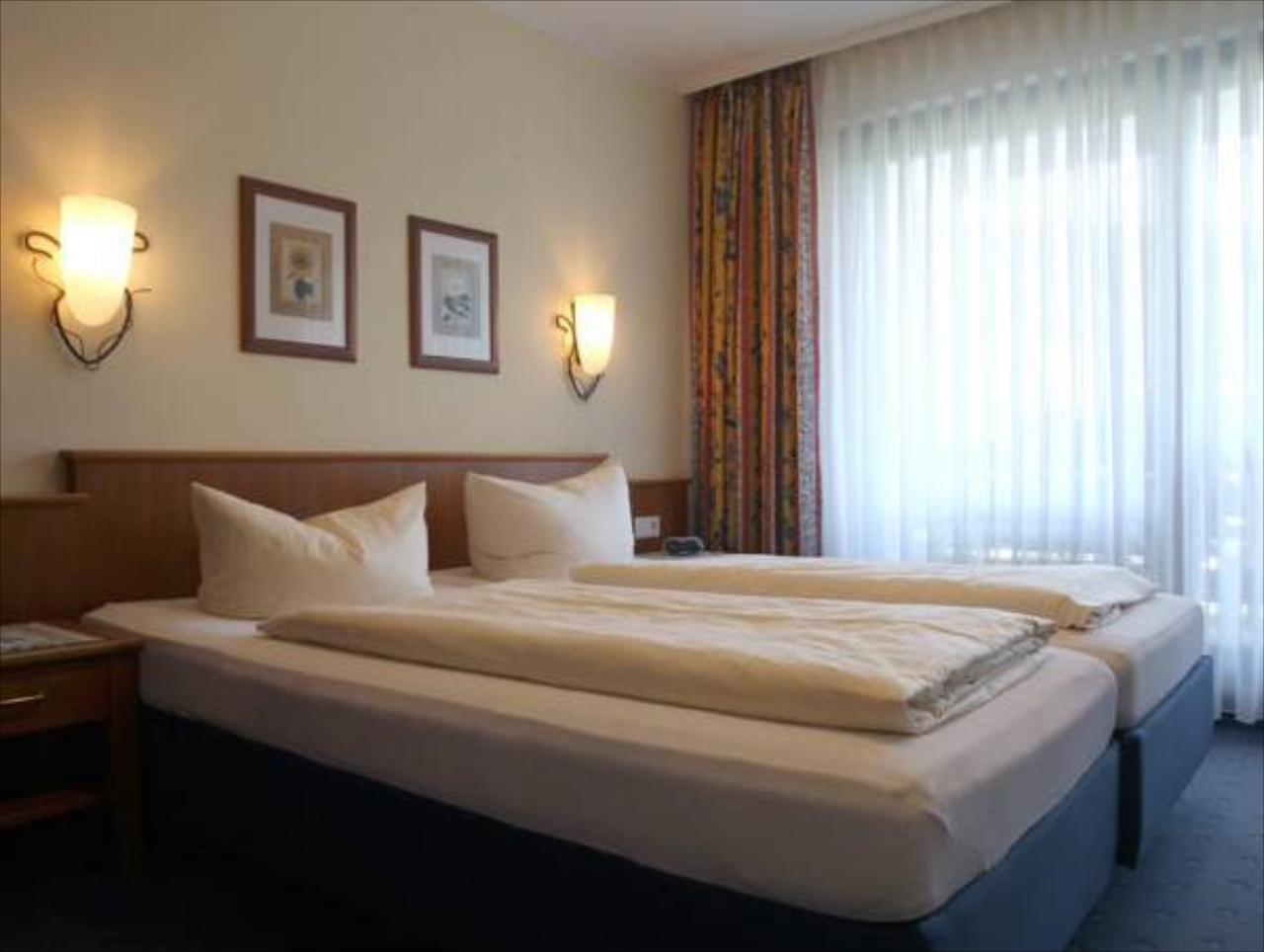 Hotel & Gasthof Zur Linde