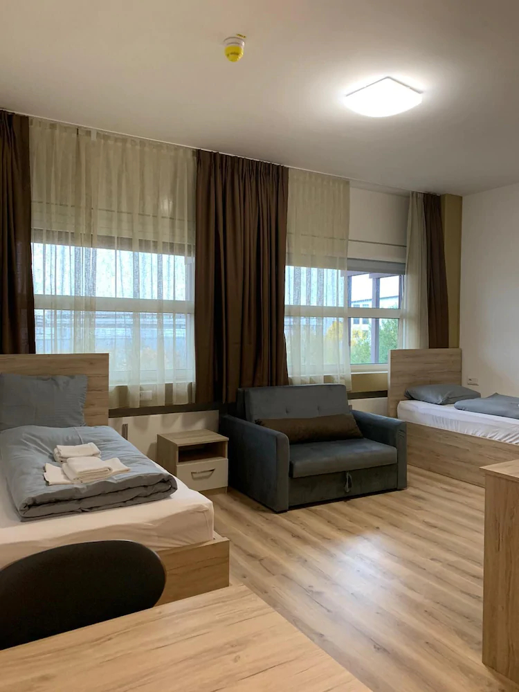 C & N Hotel - an der Messe München