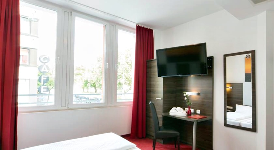KOOS Hotel&Apartments