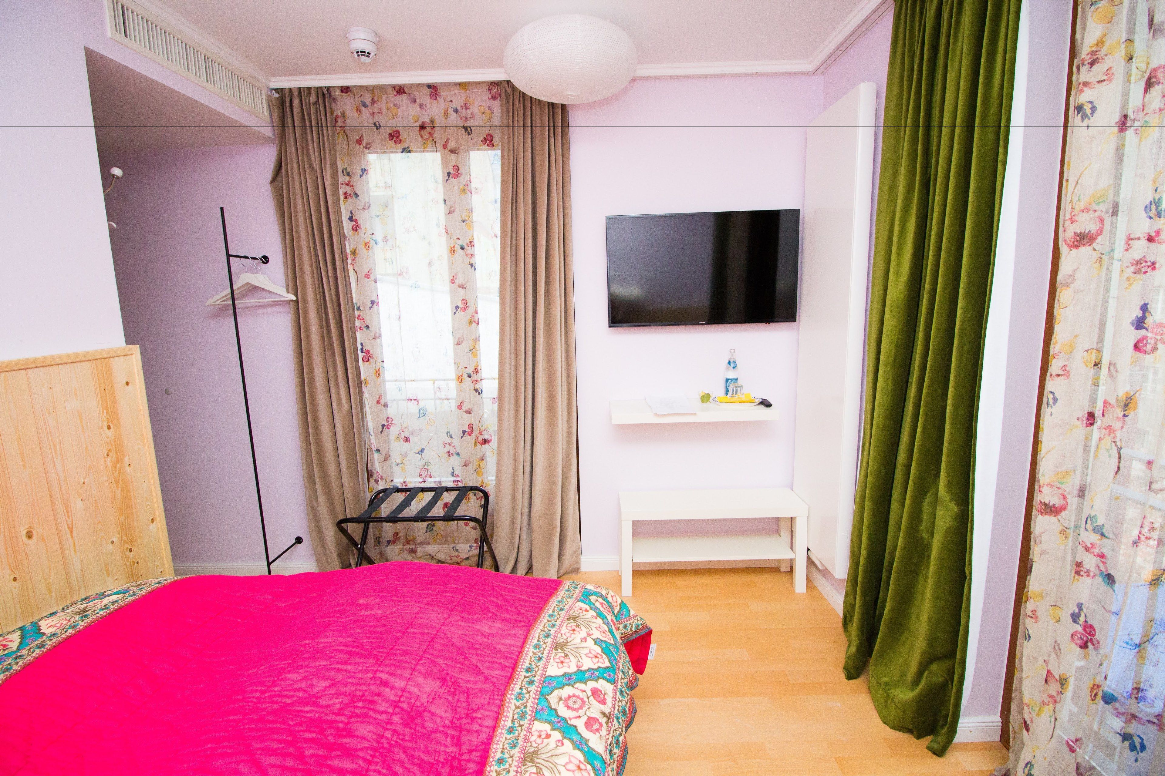 Das Kleine Hotel