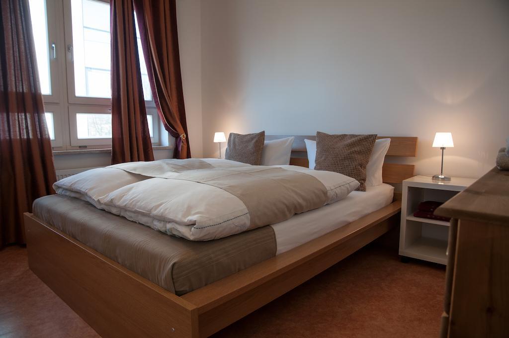 Eastpark Apartments